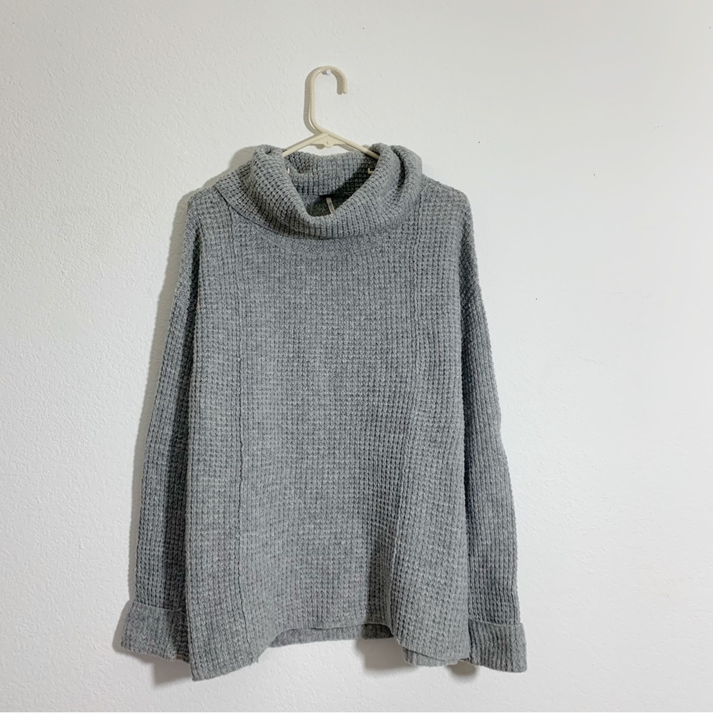 Free People Grey Wool Sidewinder Crop Slouch Neck Sweater Size Medium
